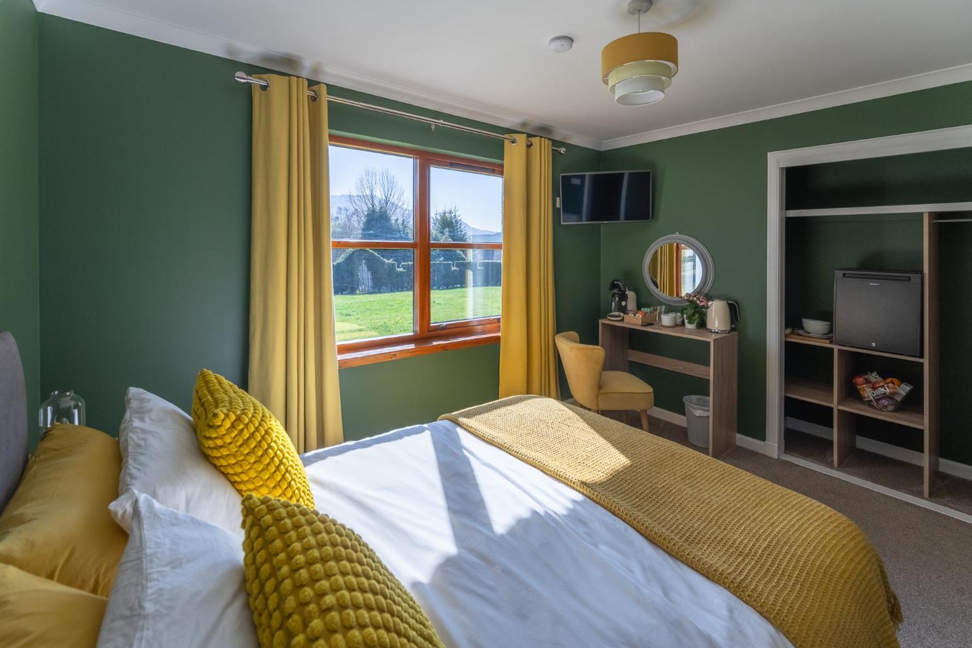 Mizpah Bed & Breakfast Near Ben Nevis Highlands 罗伊桥 外观 照片